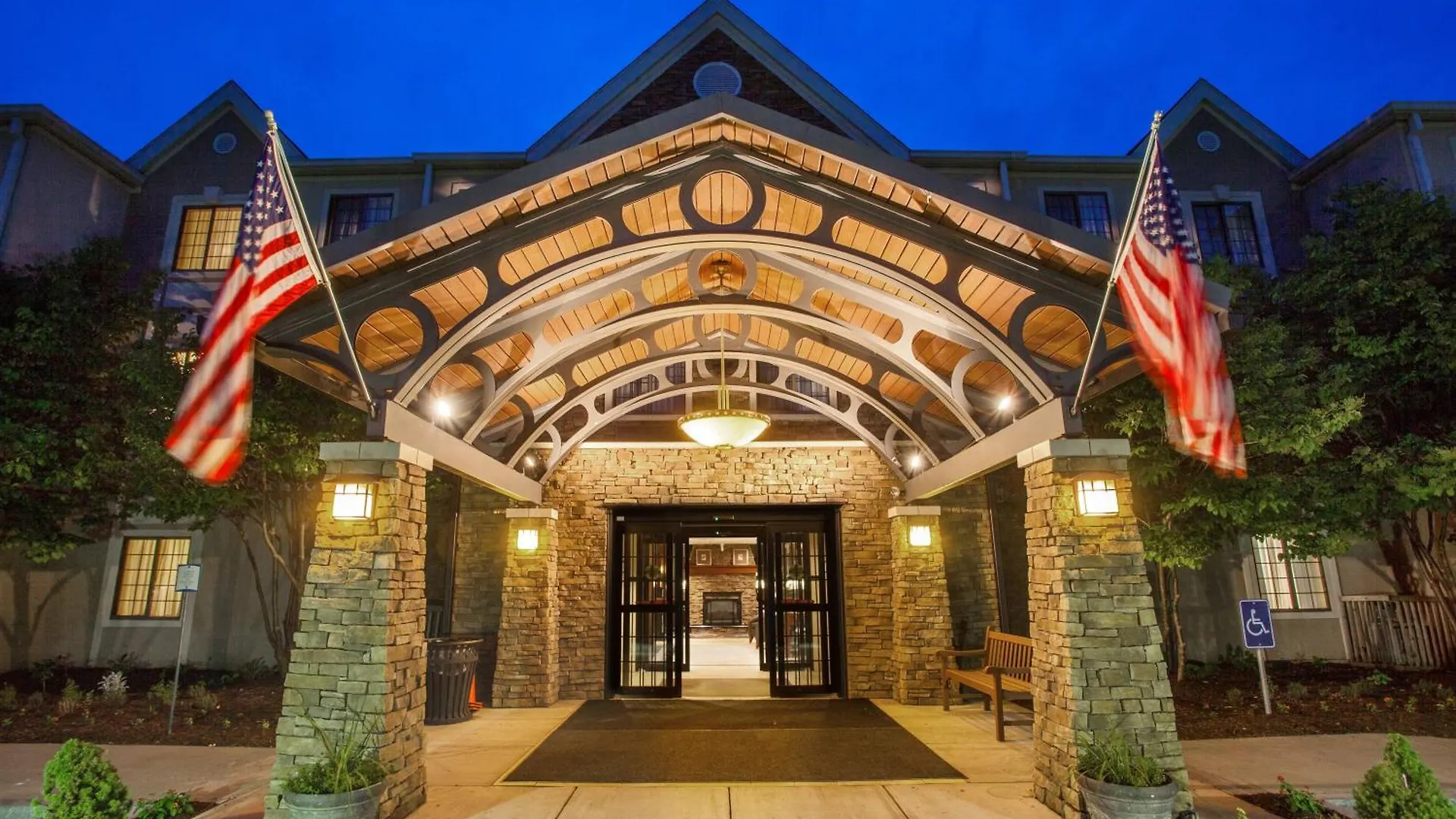 15 Top-Rated Resort Hotels In New York State