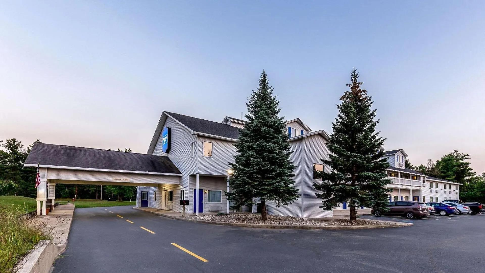 10 Top-Rated 2-Star Hotels in Huron-Manistee National Forest