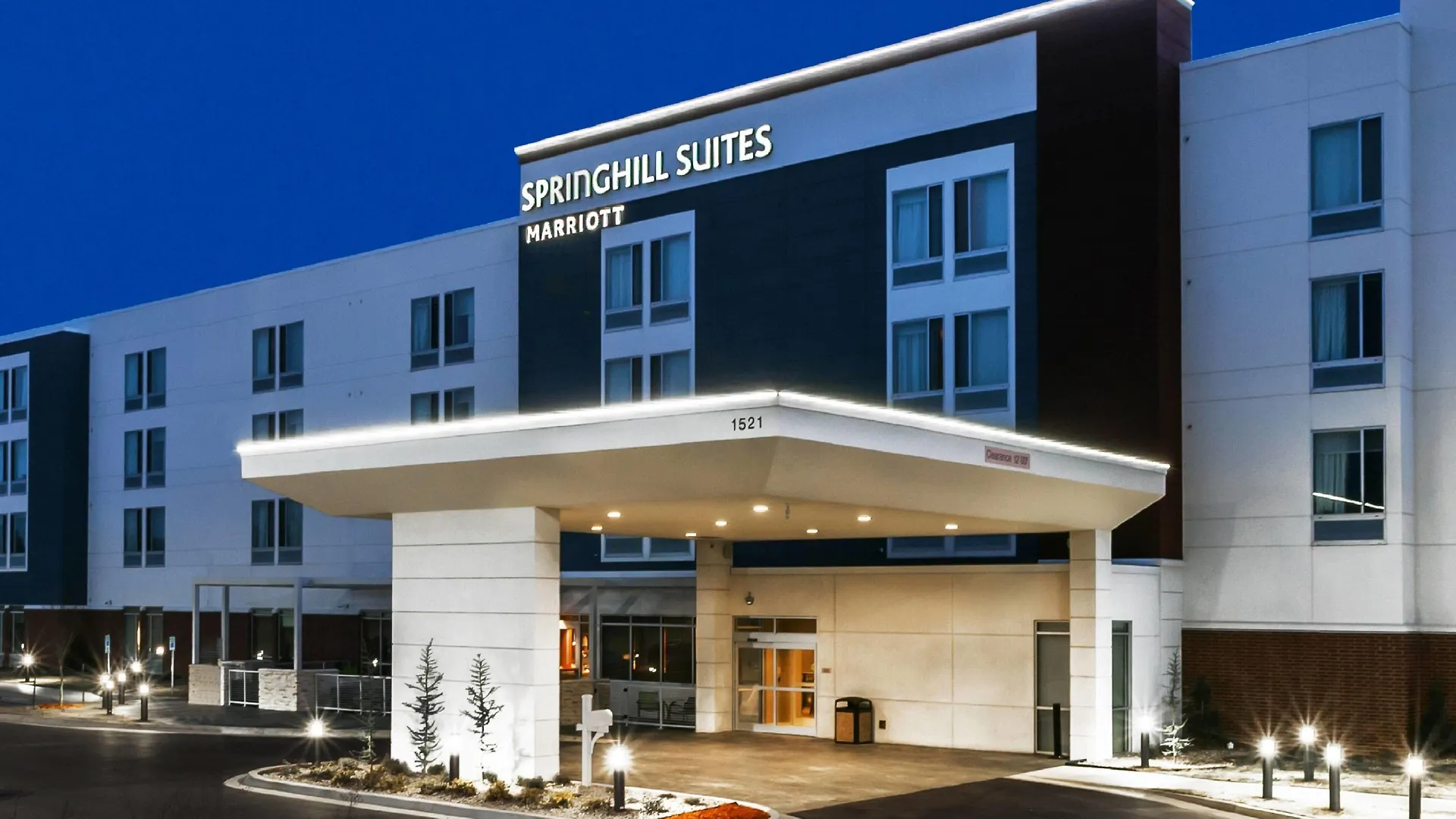 4 Business Hotels Near Oral Roberts University Worth Booking