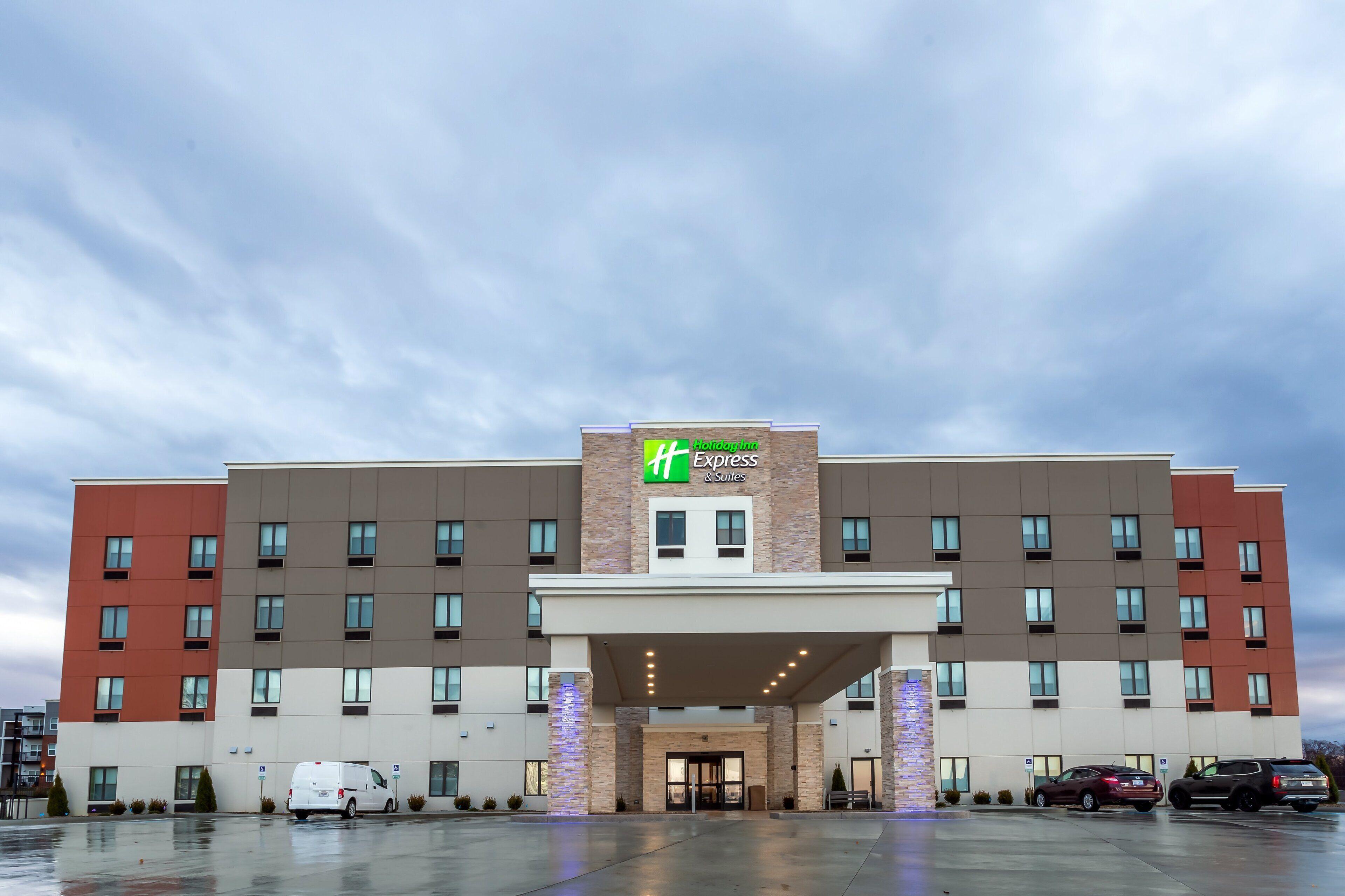 4 Business Hotels Close to Selby Park Worth Booking